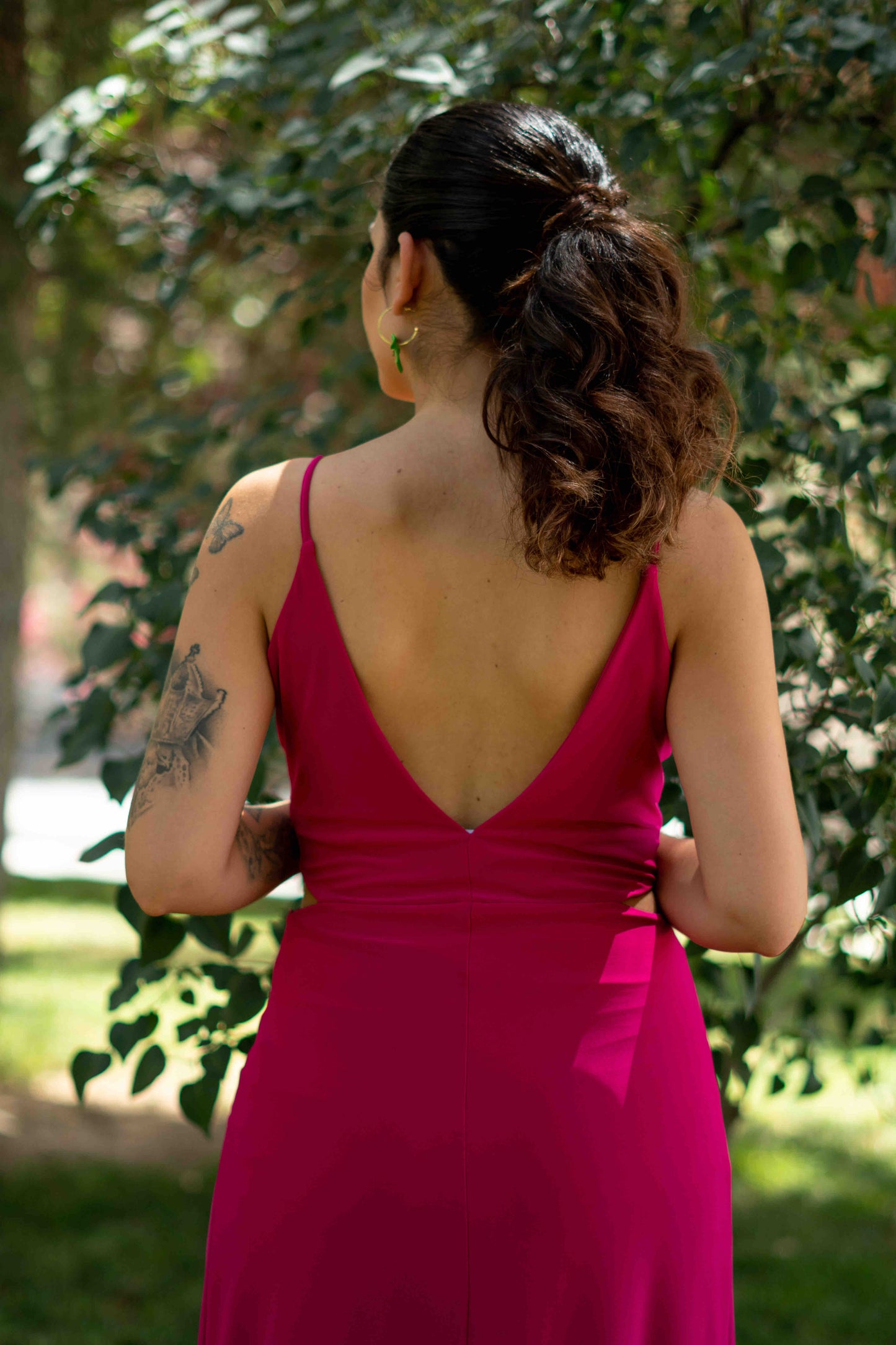 Vestido cut-out fucsia